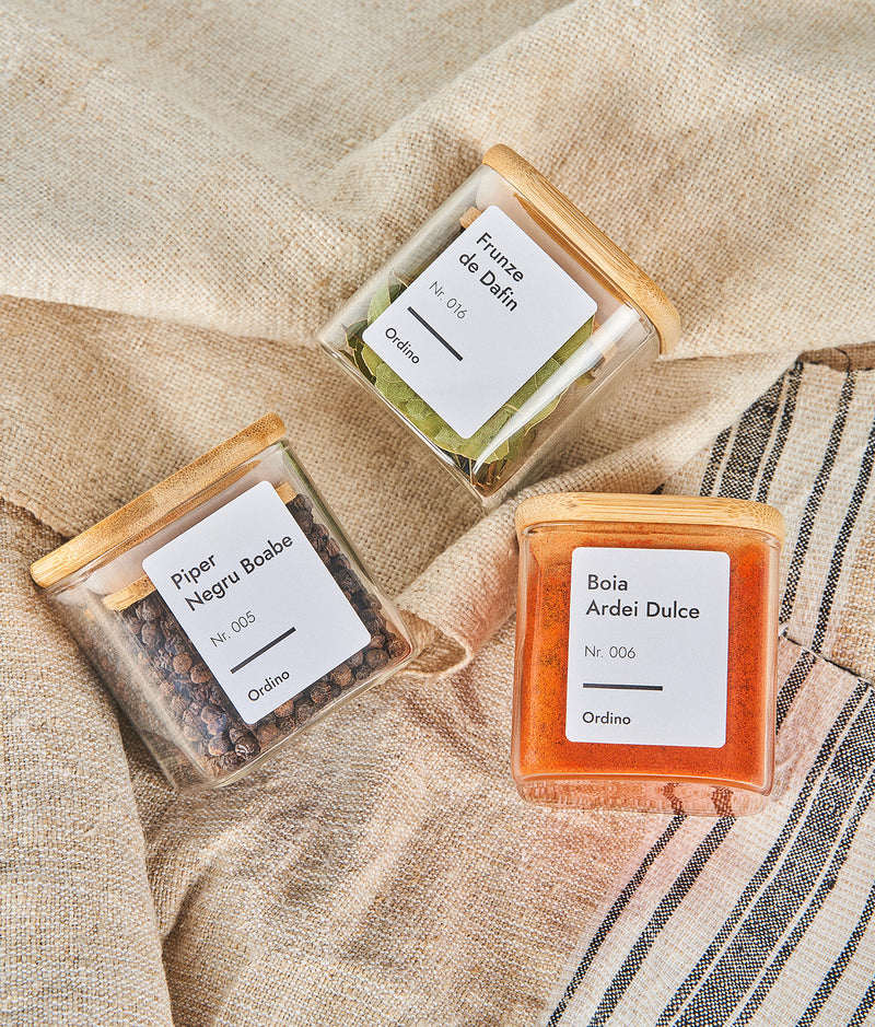 Set 50 etichete recipiente condimente, albe, marker inclus