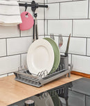 Uscător vase compact, extensibil